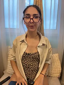 TheaMerve - Oli Show Full Naked