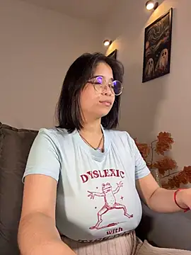 Tati_reyess - time to undress