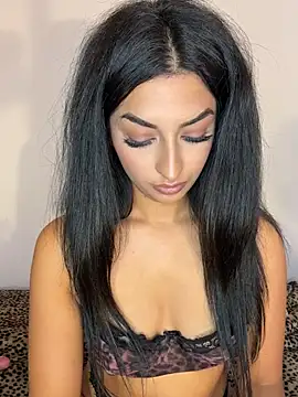Mia_spicyy - Take your top off🍒