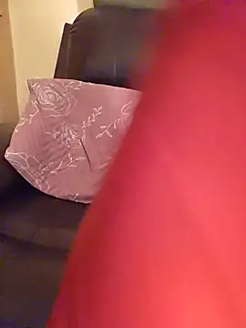 Miss_Groovy - suck finger