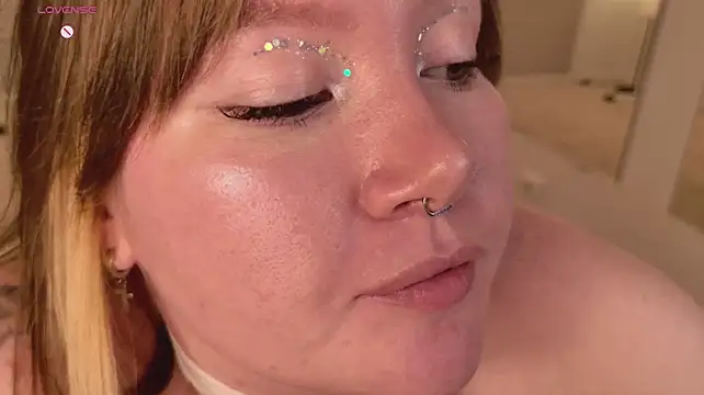 Ash_Hasmy - suck on nipples