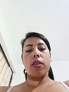 _andrea30 - STRONG TYPING CUM+SQUIRT TICKET