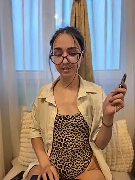 TheaMerve - Oli Show Full Naked