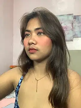 YaraSmith - fuck my dildo until I cum😜💦