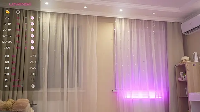 Bananalizzy - Show open pussy ♡