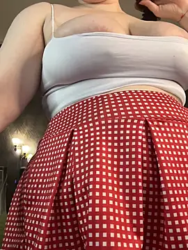 Ellie_coy_ - Sexy show with wet boobies