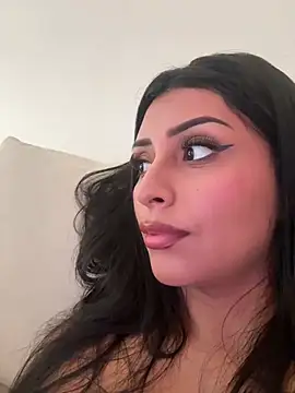 SweetAli_ - Make me so wet and horny…get naked