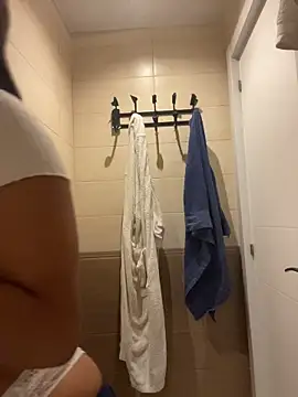 Marianitamilf - Toy time 😈💦
