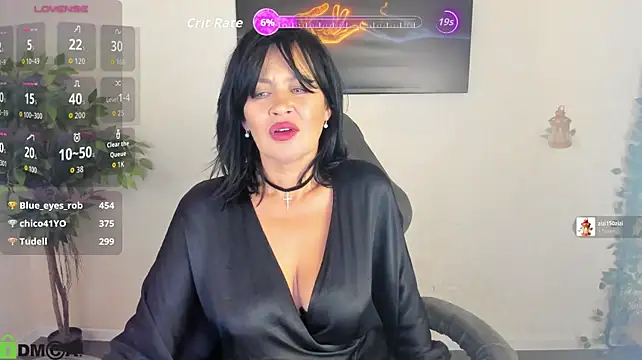 Sara_Devills - butt massage with oil