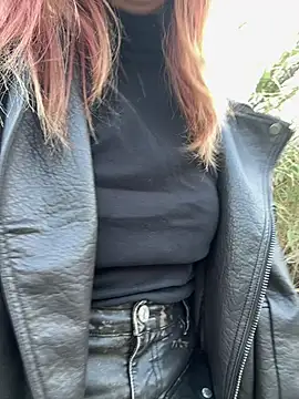Daddyslut2_0 - Tits out spit on near camping