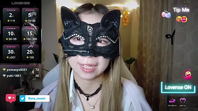 Arianozomi_0808 - ショートパンツ脱いでsexy dance💃