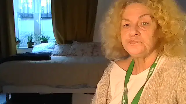 Belgianshantie - flash pussy