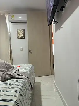 Tana_latin1- - My cum four you