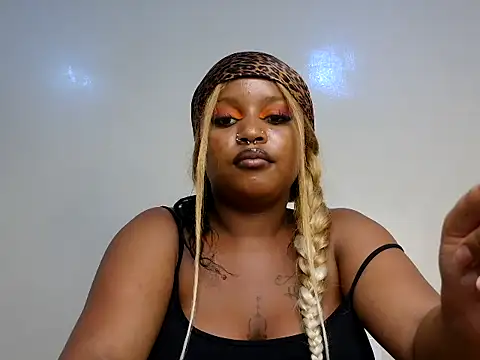 Sexybrii_ - help me squirt my loves