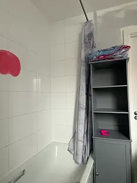Poppylooloo - Spread legs slap pussy