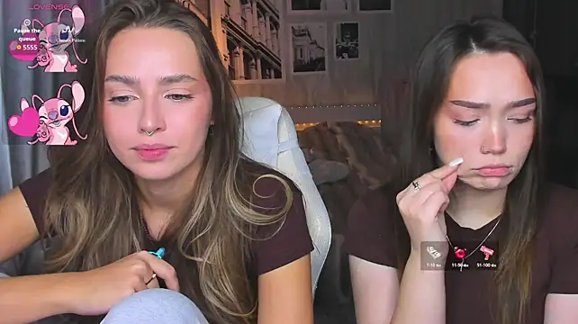 Evia_r0se - lift my t-shirt up a little