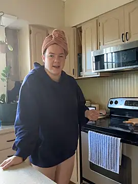 MsRosy - Squirt with the Domi