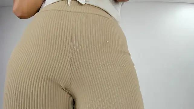 Luna_Dumont