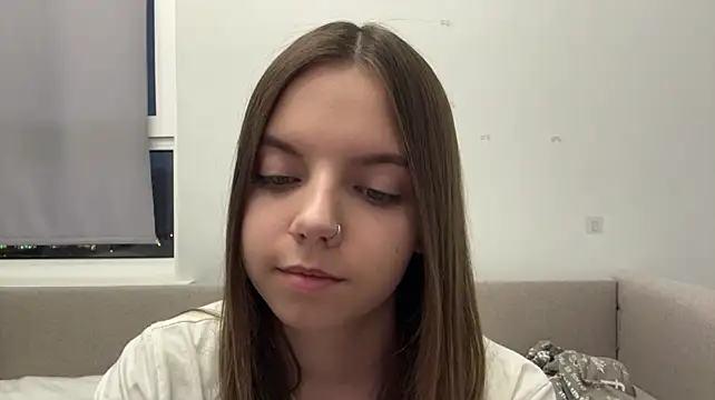 LisaPorse - show belly + smile face
