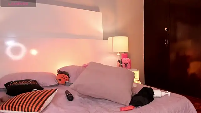 Emily_robertss1 - anal hush in sss