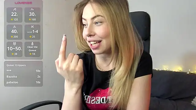 ChristySummeer - top off / felsőt le!! :D