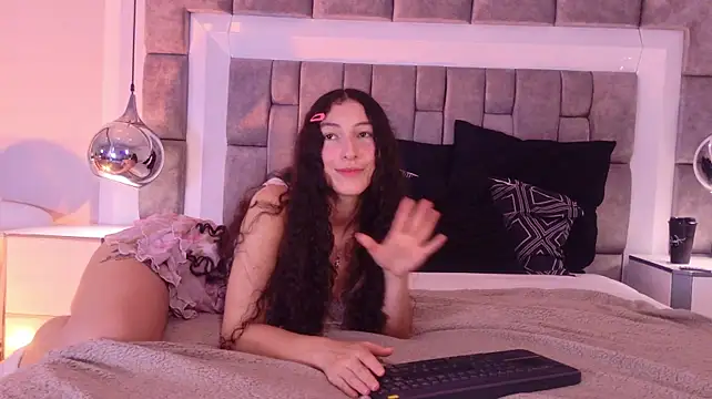 MaddieCrow