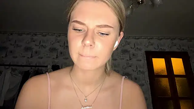 HoneysPiee - hottest pic in pm