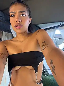 NaylaViceXXX - FINGERING PUSSY 👌😵‍💫