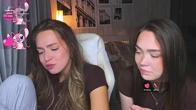 Evia_r0se - lift my t-shirt up a little
