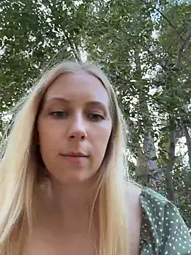TrueSexyCrime - Titti fuck at the park