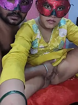 PUNJABICOUPLE09