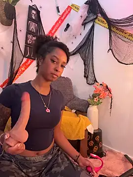 Your_Paris - 😈 finger my pussy 😈