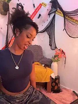 Your_Paris - 😈 finger my pussy 😈