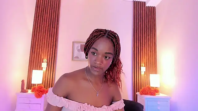 Chloebrunnie - Striptease wih a sexy song ♥