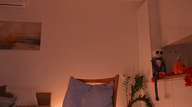 Miablueye - Squirt on face and in mouth