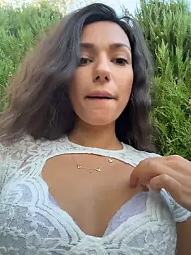-_MiaQueen_- - Make pussy wet at park