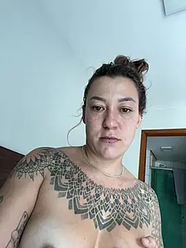 Damiana_xx - Plug no cuzinho 🍑