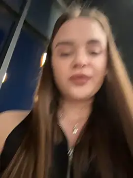 KristiRich - Show pussy+spank ass🍑