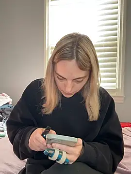 Jaseyrae - Tip 150tks for newest bf vid w/ bf!