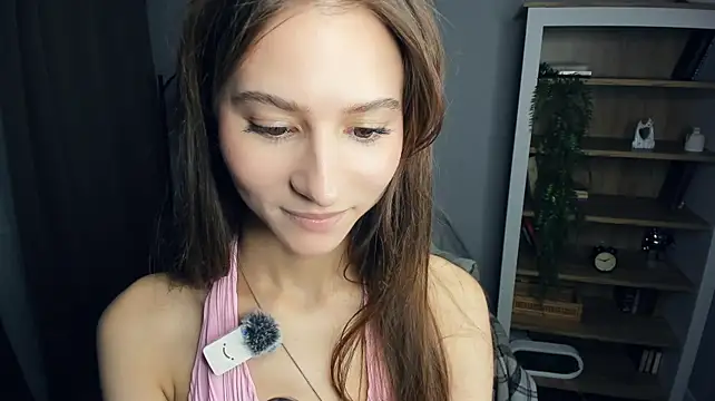 EliseLetarte - is it time to connect toy?