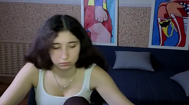 Cherryo_bloom76's Live XXX Chat