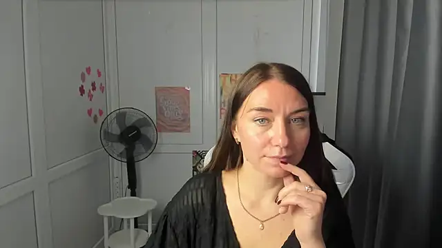 BlushBerryy's Live XXX Chat