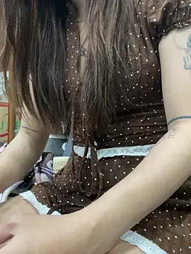 _AnneMia_ - Take off bra