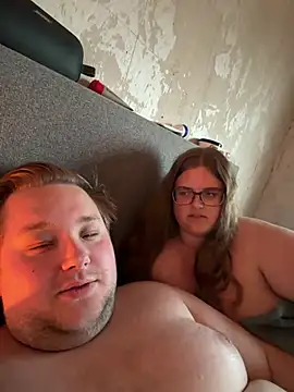 CurvyPaar2 - Show Pussy & 1Video