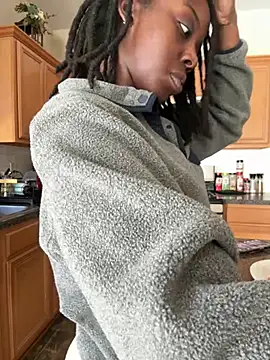 Thechocolatepeach - buy a shot for mommy
