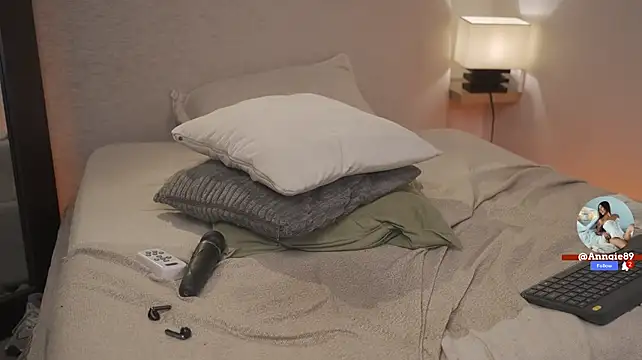 MelisaLopez_ - RIDE PILLOW FOR ME