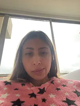 Ameellie - TOPLESSSSS+LASTTIP WIN 2 MIN TOY