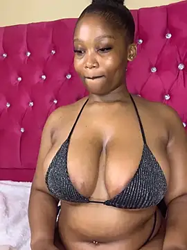 TheeRealBaddie - finger wet pussy