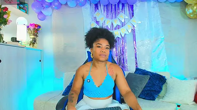 SilvannaFitt - spank boobs and cover them w/ spit💕