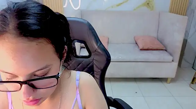 Luana_s - oil tits